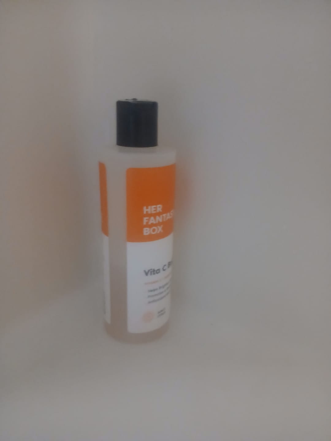 Customer photo review of Vita C Bright - Turmeric Body Wash