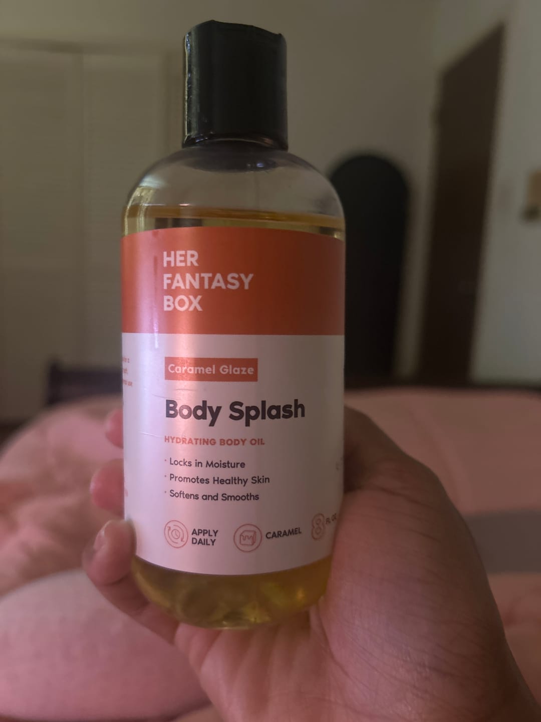 Customer photo review of Body Splash - Skin Smoothing Body Oil (Caramel Glaze)