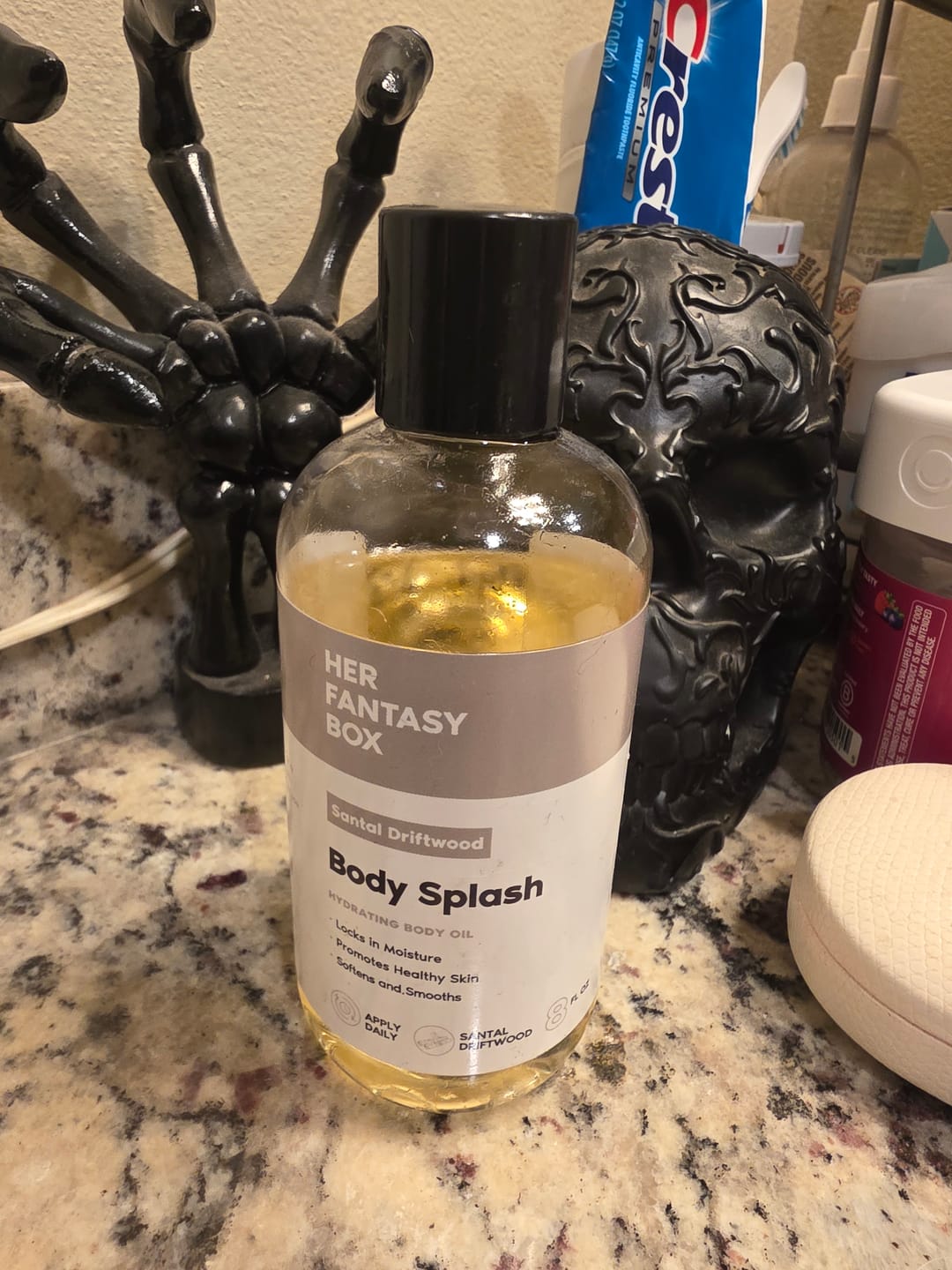 Customer photo review of Body Splash - Skin Smoothing Body Oil (Santal Driftwood) LUXURY SCENT