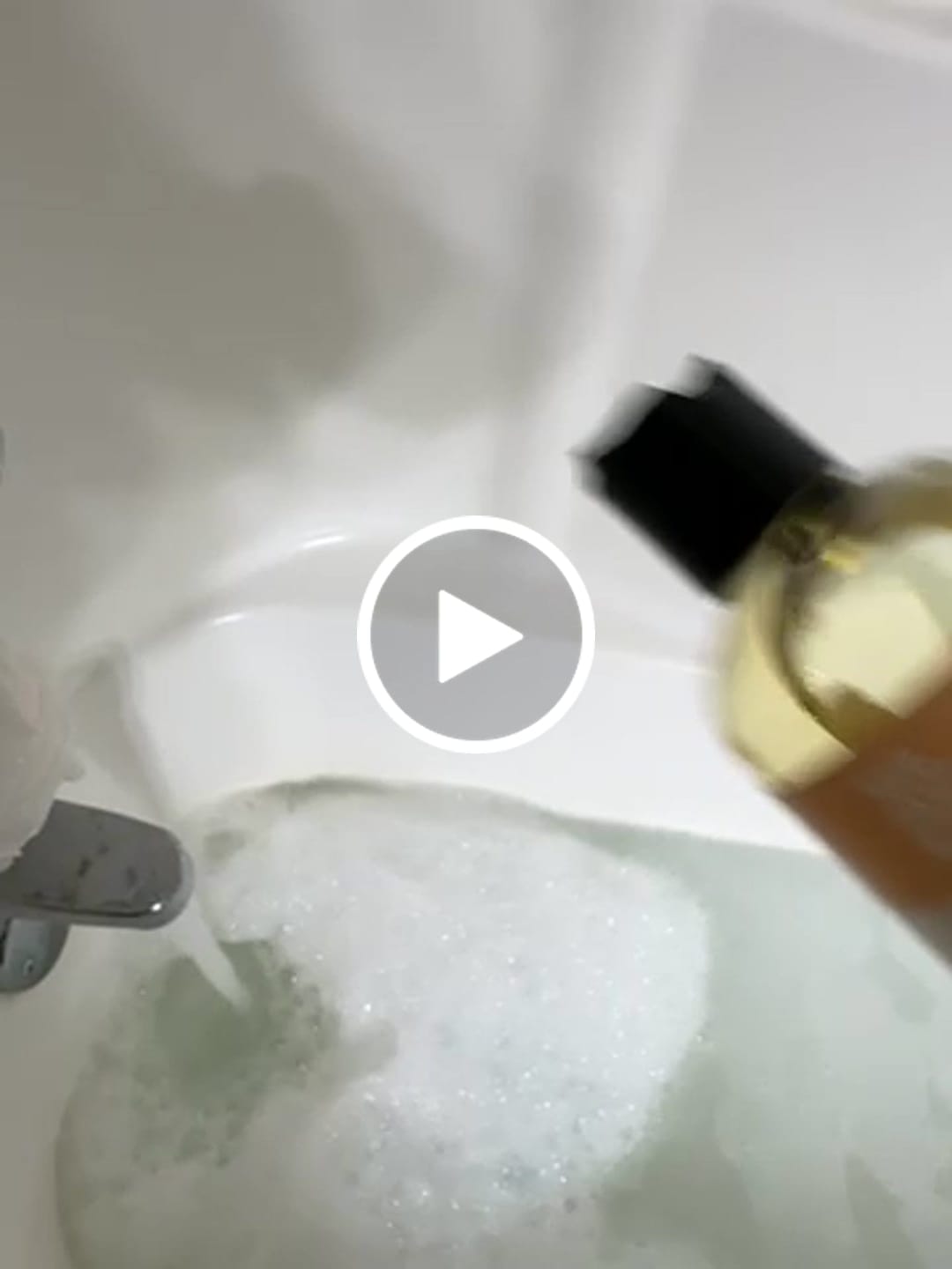 Customer photo review of Body Splash - Skin Smoothing Body Oil (Vanilla Drip)