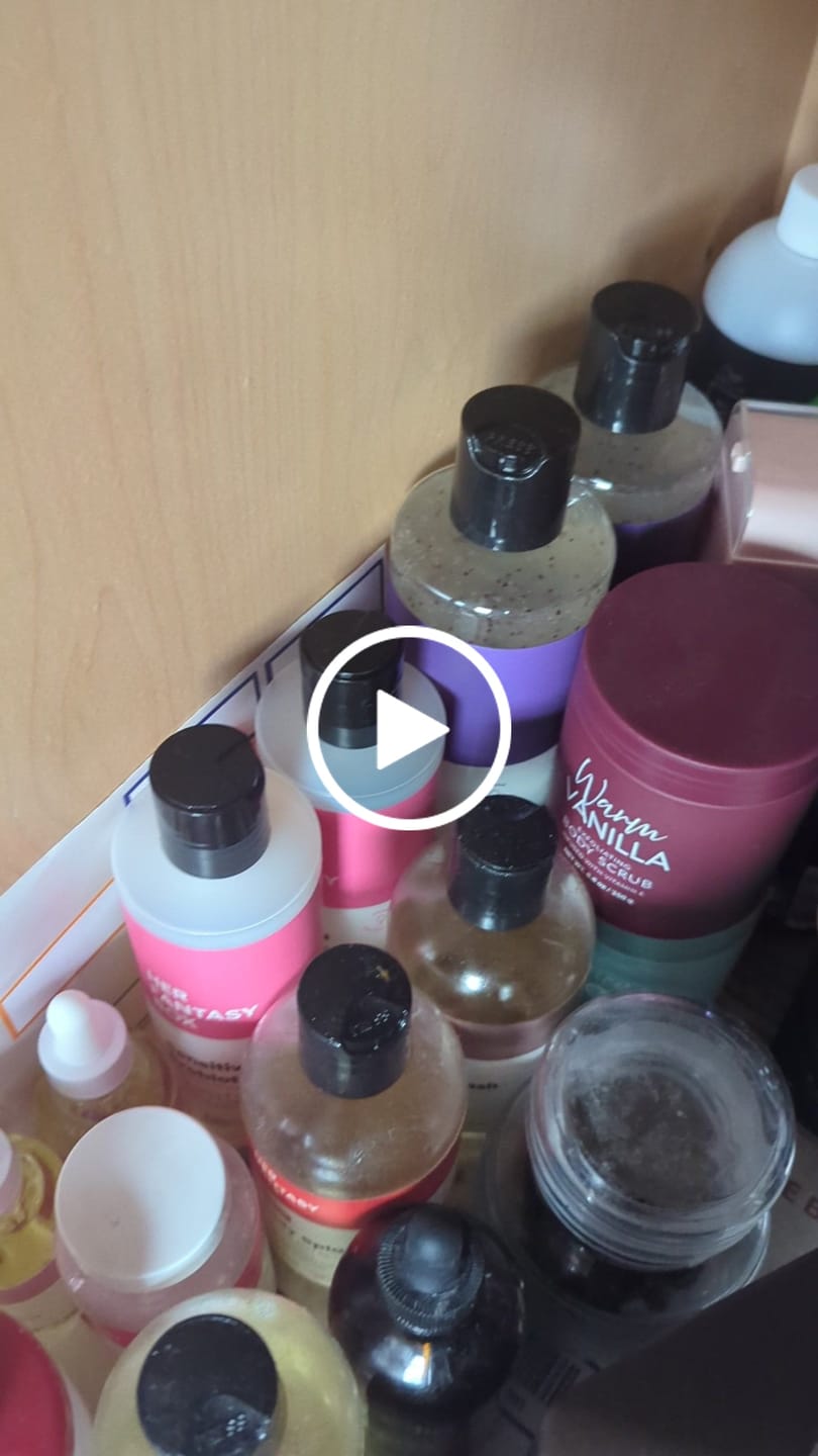 Customer photo review of Refresh Plant Based Yoni Gel Wash (pH Balancing) - 3 pk