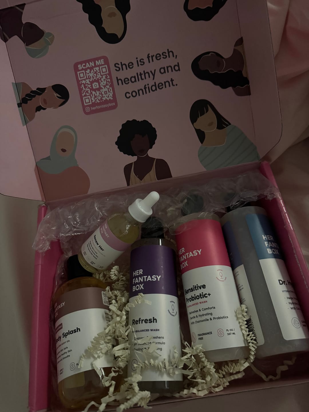Customer photo review of Postpartum Care Package