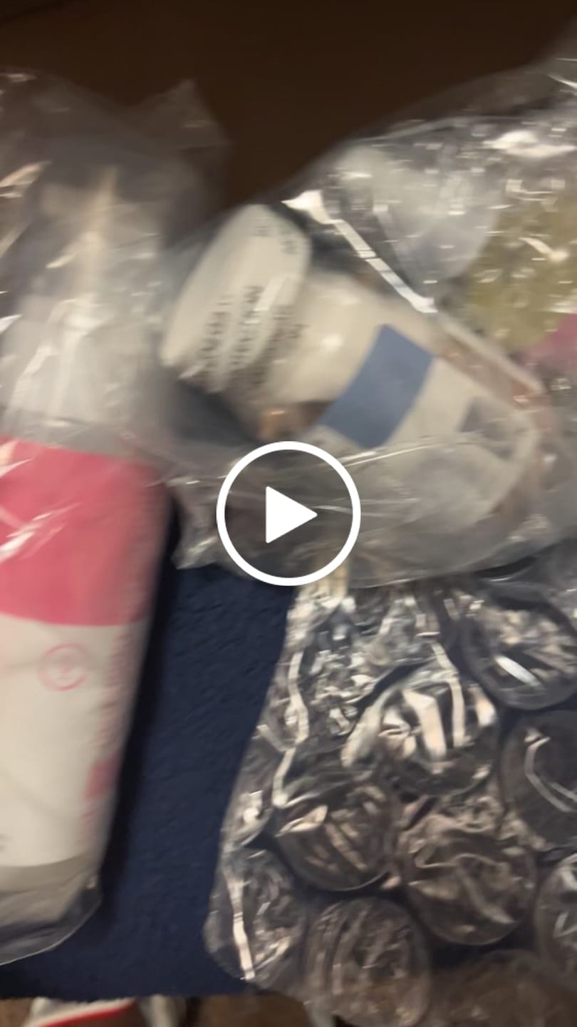 Customer photo review of The Fresh & Clean Kit - Boric Acid Vaginal Wash & Suppository Duo