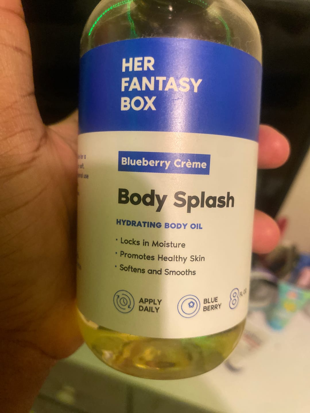 Customer photo review of Body Splash - Skin Smoothing Body Oil (Blueberry Créme)