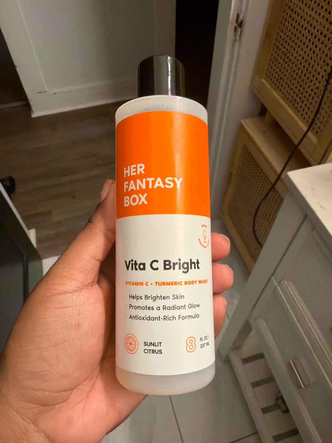 Customer photo review of Vita C Bright - Turmeric Body Wash